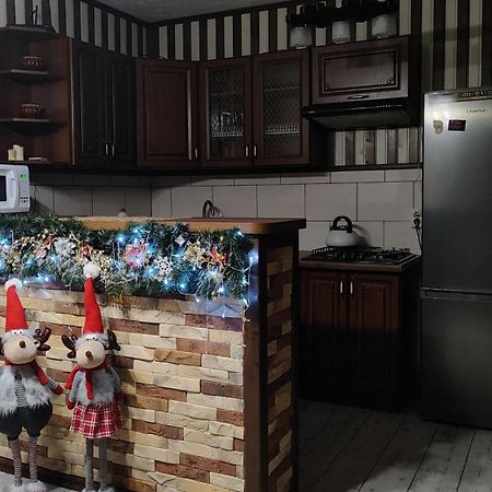 Котедж Кресаня Mykulychyn Buitenkant foto