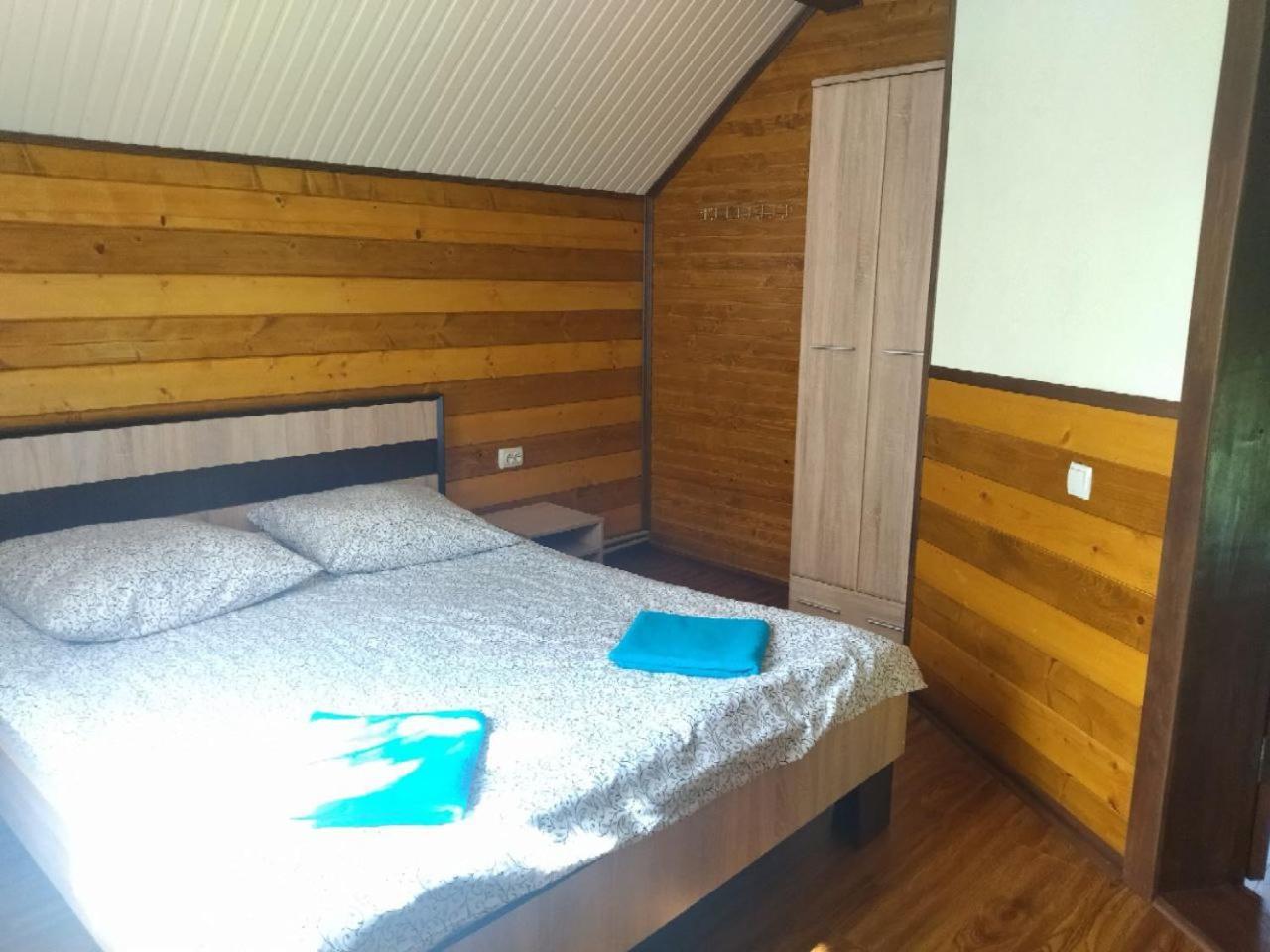 Котедж Кресаня Mykulychyn Buitenkant foto